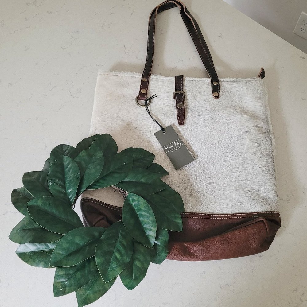 NWT Myra Trax Tote Nashville Texas Leather & Cowhide